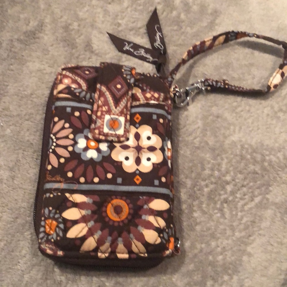 Wallet, wristlet